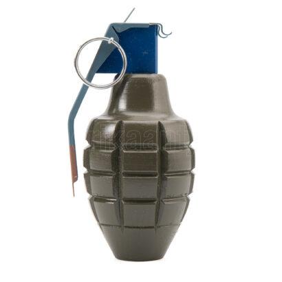 Grenade à main factice en bois "MK2".